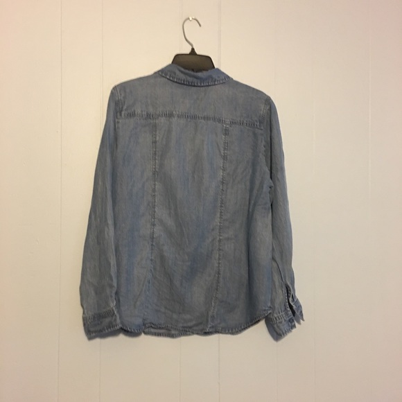 Chico’s denim button up top - Picture 6 of 7